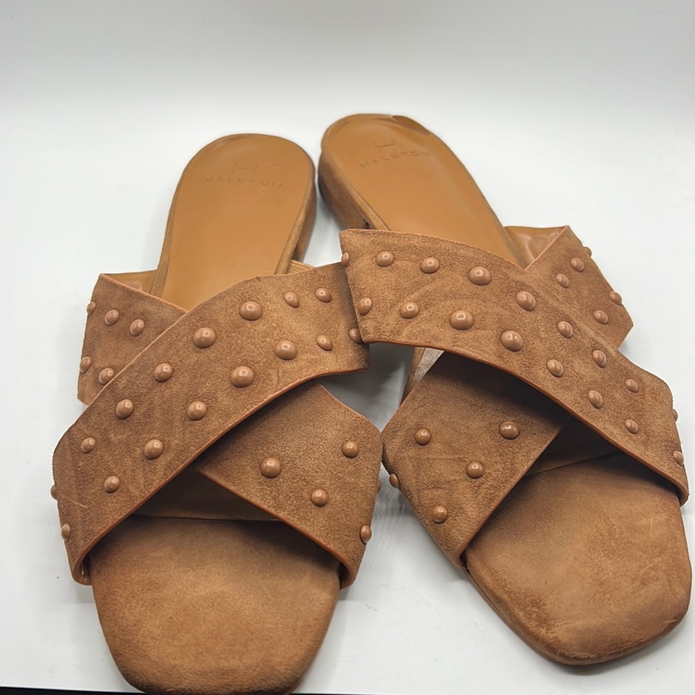 Nora Halston Sandals